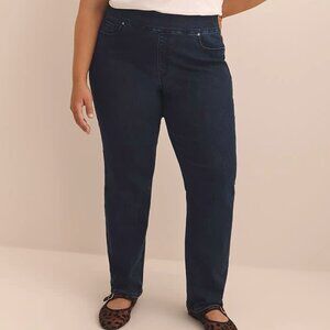 Pennington's Savvy Straight Leg Jeans